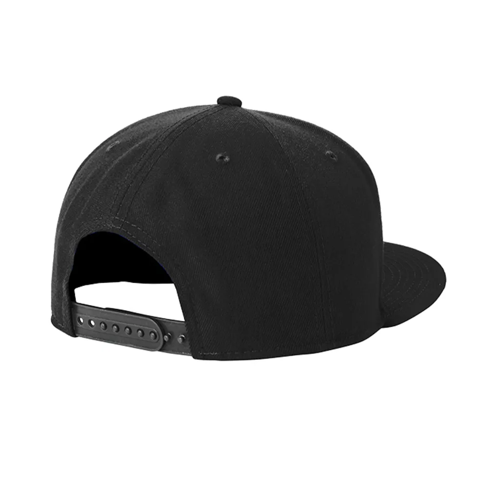 New Era ® Standard Fit Flat Bill Snapback Cap - Black